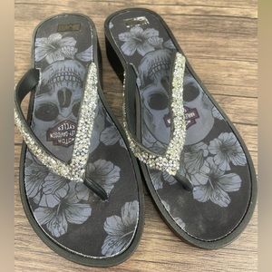 Harley- Davidson Heeled Flip Flops Sz 7
